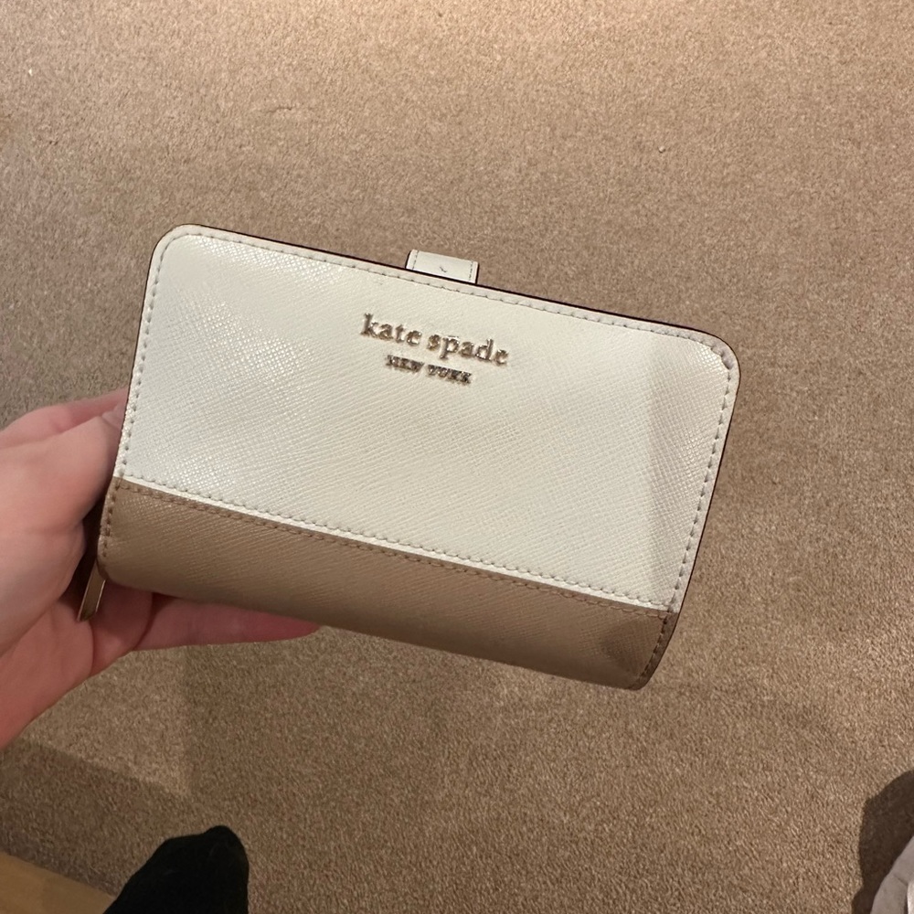Kate Spade Wallet - Picture 3 of 3